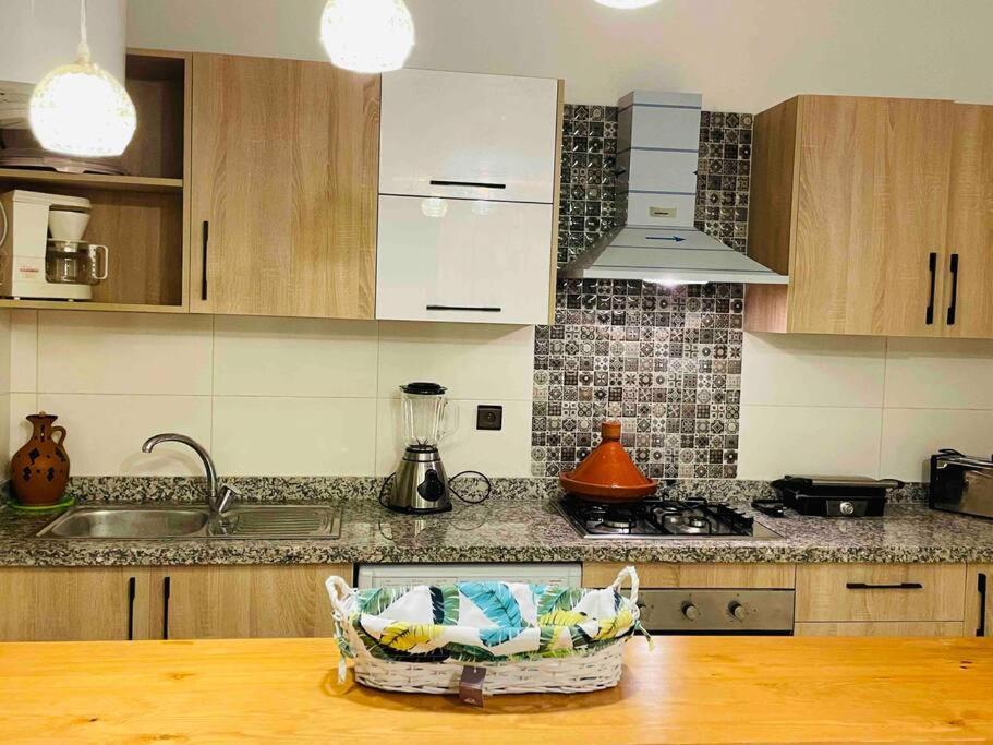 Appartement Luxueux Au Centre De Marrakech مراكش المظهر الخارجي الصورة